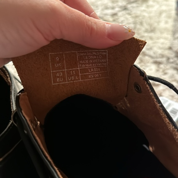 Doc Martens Heeled Boots -LAST PAIR - Picture 13 of 14
